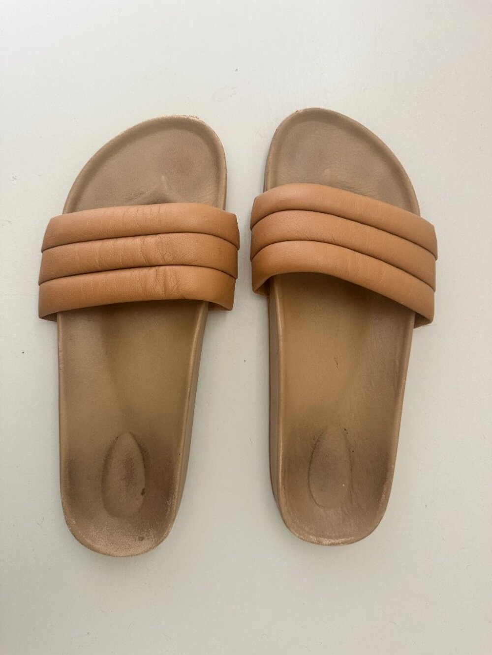 Beatrice Valenzuela Classic Sandalia in Sand, Size 10